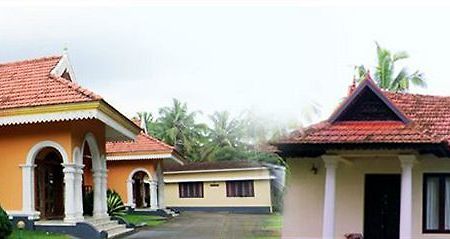 Lakshmi Hotel And Resorts Kumarakom Ngoại thất bức ảnh